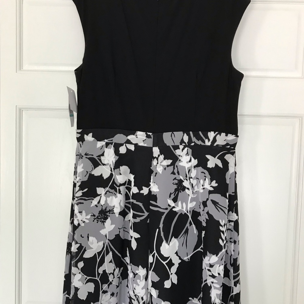 Alex Evenings Gown - Picture 13 of 16